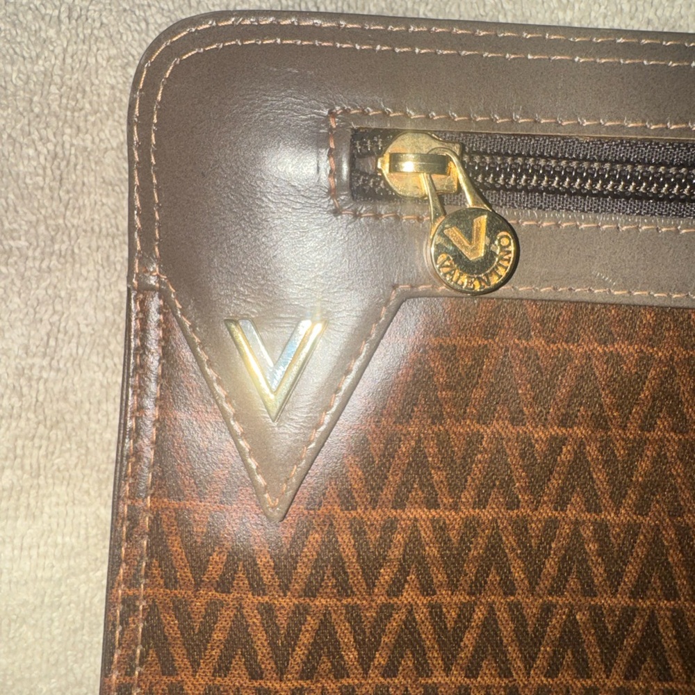 Mario Valentino Brown Monogram Leather Clutch EUC - Picture 2 of 4